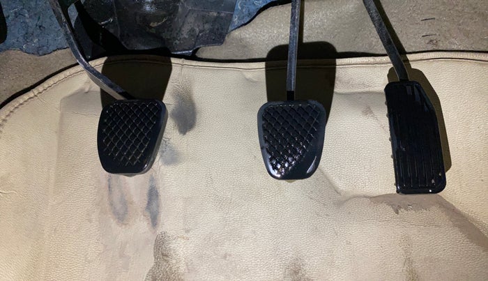 2015 Honda Amaze 1.2L I-VTEC VX, Petrol, Manual, 65,394 km, Pedals