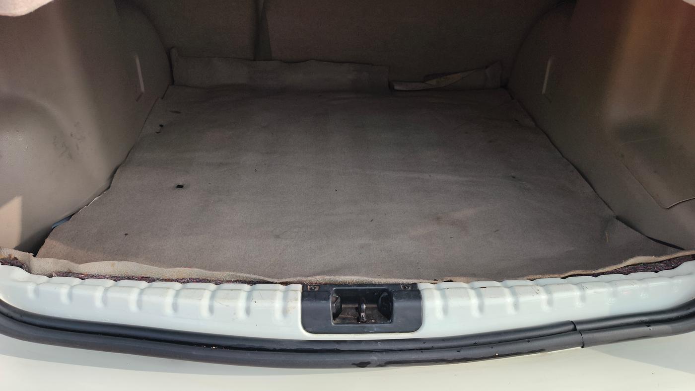 2015 Nissan Terrano XL (D), Diesel, Manual, 90,453 km, Boot Inside