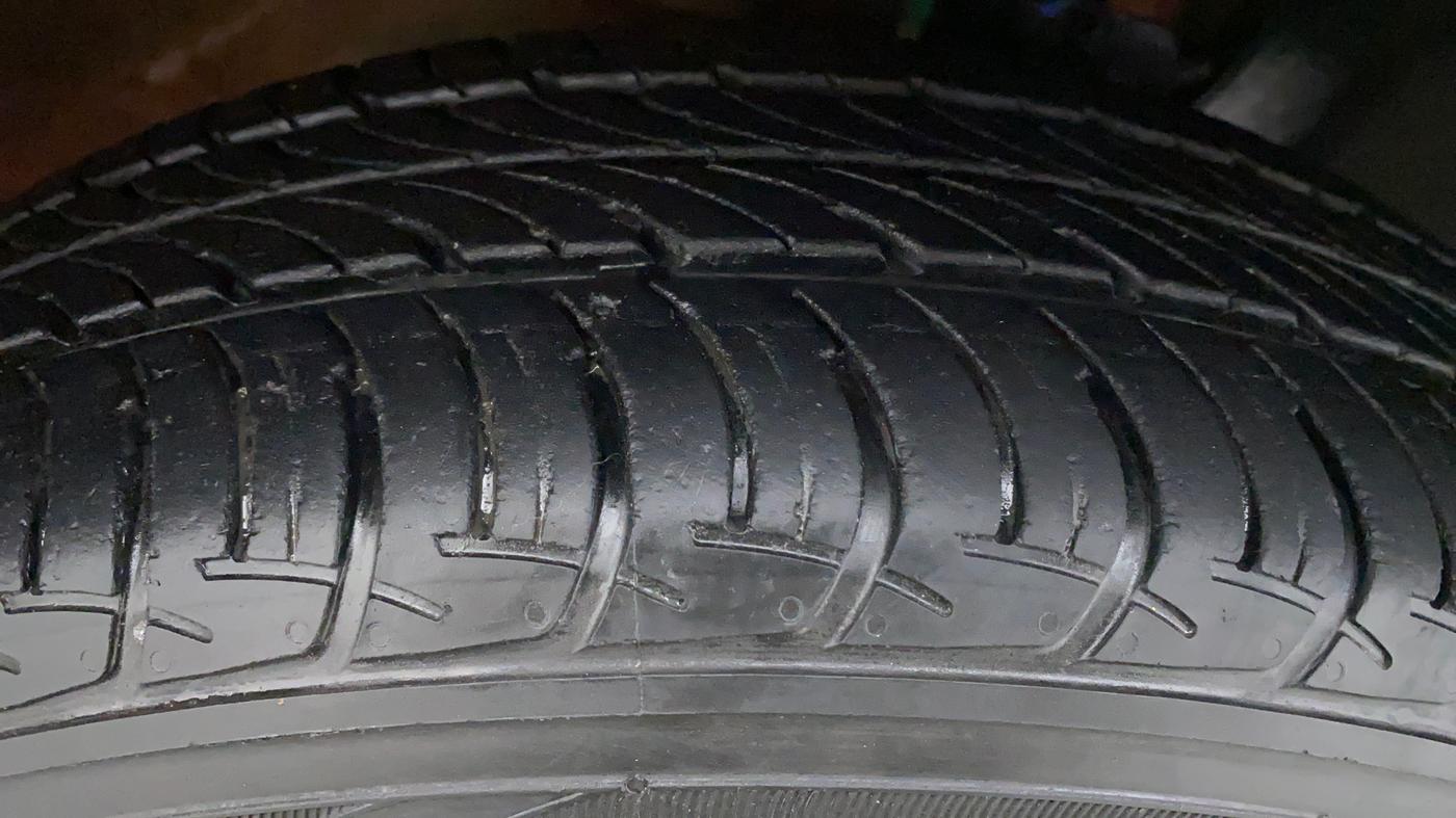 2019 Maruti New Wagon-R VXI 1.0, Petrol, Manual, 9,770 km, Left Front Tyre Tread