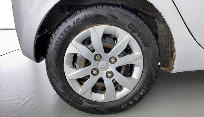 2014 Hyundai Eon MAGNA PLUS, Petrol, Manual, 47,097 km, Right Rear Wheel