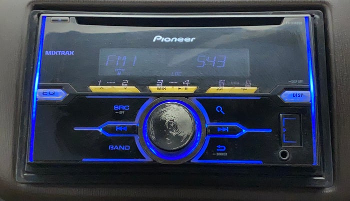 2012 Honda Brio S MT, CNG, Manual, 98,836 km, Infotainment System