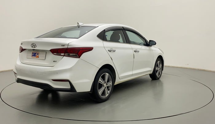 2019 Hyundai Verna 1.6 VTVT SX, Petrol, Manual, 26,115 km, Right Back Diagonal