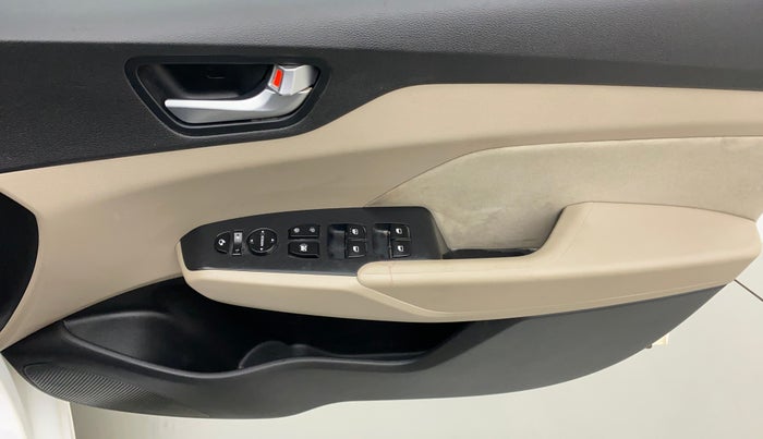 2019 Hyundai Verna 1.6 VTVT SX, Petrol, Manual, 26,115 km, Driver Side Door Panels Control