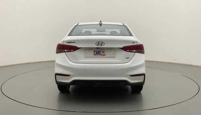 2019 Hyundai Verna 1.6 VTVT SX, Petrol, Manual, 26,115 km, Back/Rear