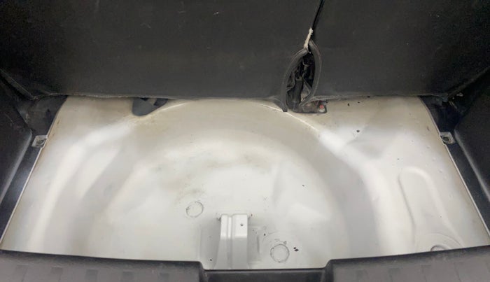 2016 Maruti Swift VDI, Diesel, Manual, 89,132 km, Boot Inside