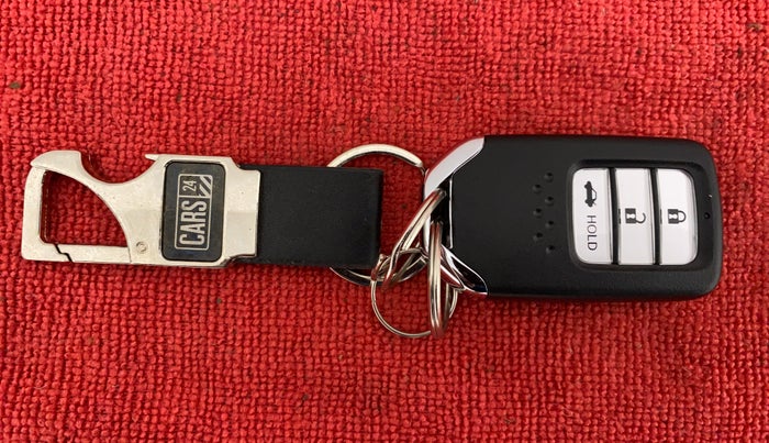 2021 Honda City V MT PETROL, Petrol, Manual, 1,498 km, Key Close Up