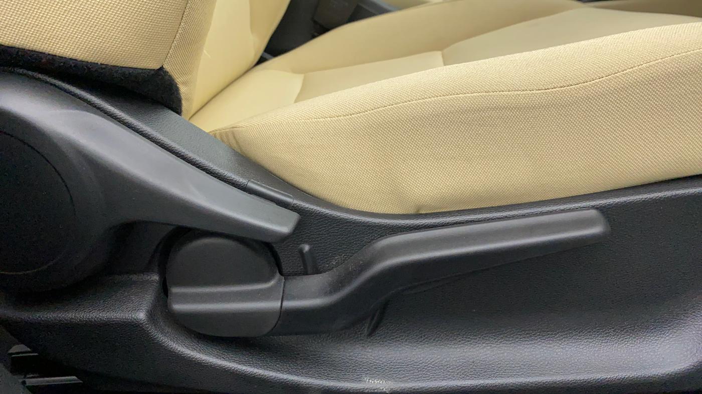 2021 Honda City V MT PETROL, Petrol, Manual, 1,498 km, Driver Side Adjustment Panel