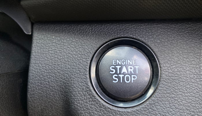 2019 Hyundai VENUE SX PLUS 1.0 TURBO DCT, Petrol, Automatic, 1,44,200 km, Keyless Start/ Stop Button