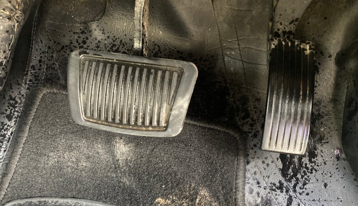 2019 Hyundai VENUE SX PLUS 1.0 TURBO DCT, Petrol, Automatic, 1,44,200 km, Pedals