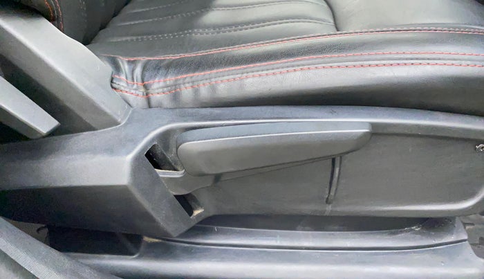 2021 Tata ALTROZ XZ PETROL, Petrol, Manual, 64,953 km, Driver Side Adjustment Panel