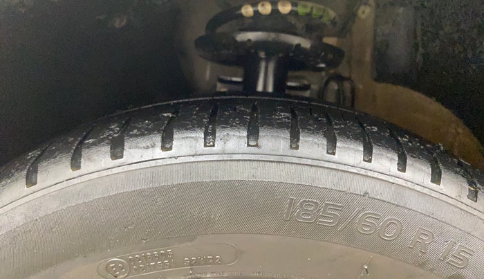 2017 Volkswagen Polo HIGHLINE1.2L, Petrol, Manual, 72,534 km, Left Front Tyre Tread