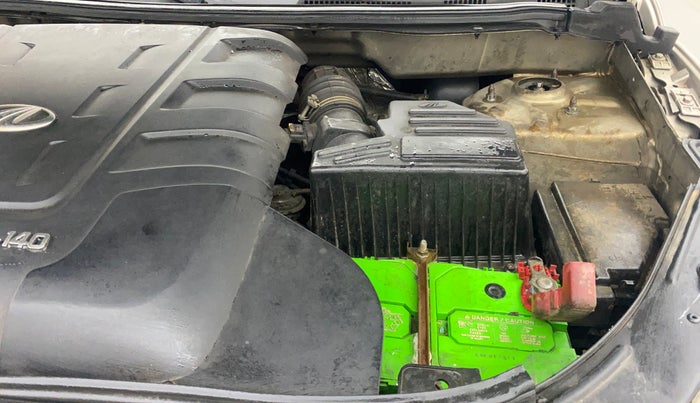 2013 Mahindra XUV500 W6, Diesel, Manual, 1,20,365 km, Engine View - Left