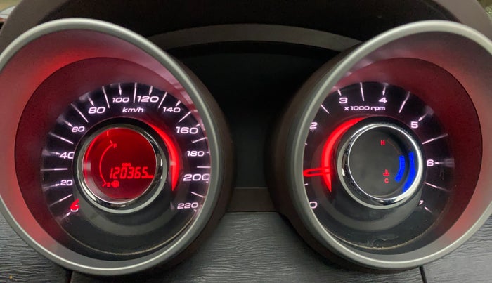 2013 Mahindra XUV500 W6, Diesel, Manual, 1,20,365 km, Odometer Image