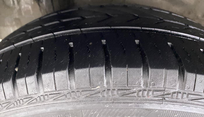 2018 Honda Brio 1.2 VX MT I VTEC, Petrol, Manual, 28,881 km, Right Rear Tyre Tread