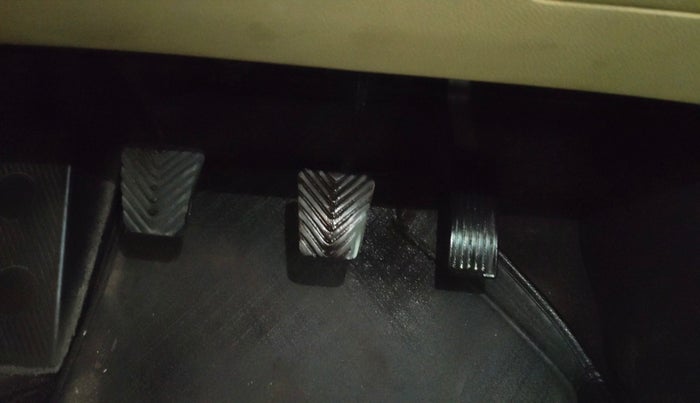 2015 Hyundai Verna FLUIDIC 4S 1.6 VTVT SX, Petrol, Manual, 51,595 km, Pedals