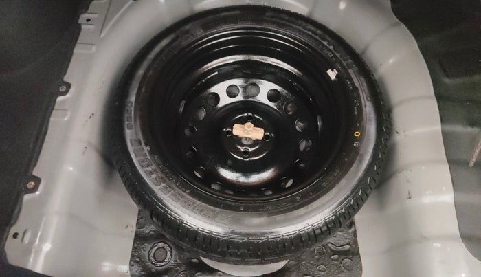 2015 Hyundai Verna FLUIDIC 4S 1.6 VTVT SX, Petrol, Manual, 51,595 km, Spare Tyre