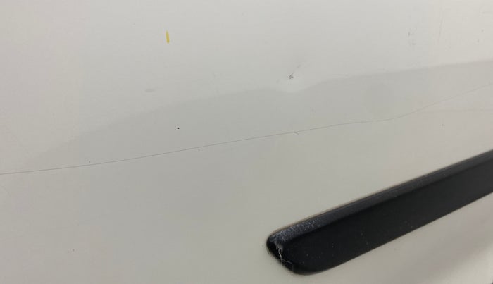 2012 Maruti Swift VXI, Petrol, Manual, 49,438 km, Right rear door - Minor scratches