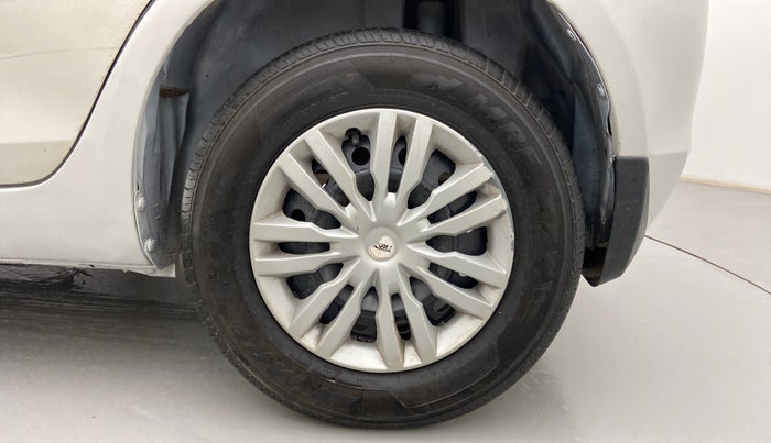 2012 Maruti Swift VXI, Petrol, Manual, 49,438 km, Left Rear Wheel