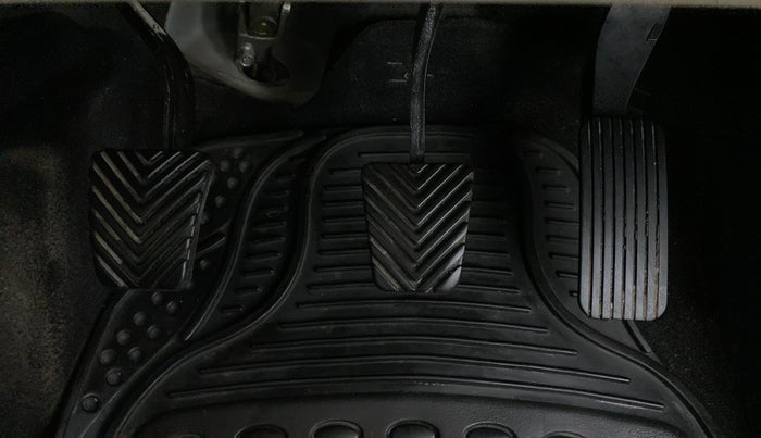 2017 Hyundai Verna 1.6 SX VTVT, Petrol, Manual, 10,705 km, Pedals