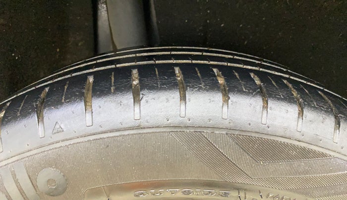 2021 Maruti Baleno ALPHA CVT PETROL 1.2, Petrol, Automatic, 67,612 km, Right Rear Tyre Tread