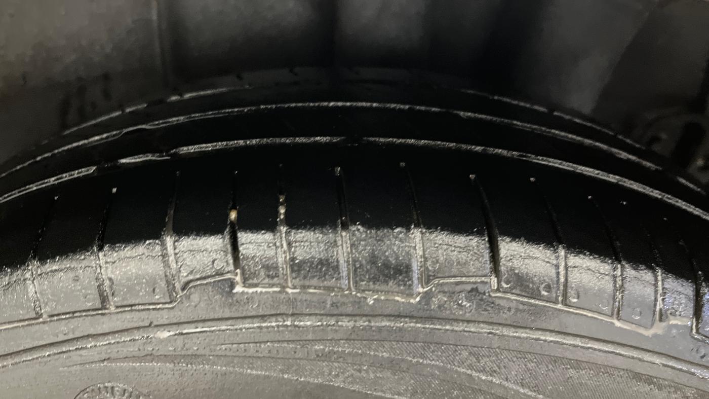 2014 Hyundai Xcent S (O) 1.2, Petrol, Manual, 90,313 km, Left Rear Tyre Tread