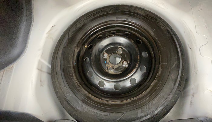 2014 Maruti Swift Dzire VXI, Petrol, Manual, 1,12,388 km, Spare Tyre