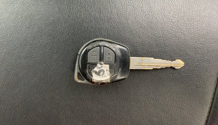 2014 Maruti Swift Dzire VXI, Petrol, Manual, 1,12,388 km, Key Close Up