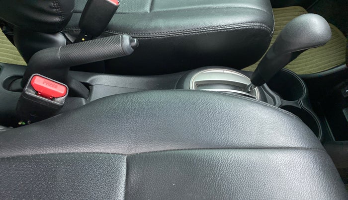 2017 Honda Brio VX AT, Petrol, Automatic, 55,259 km, Gear Lever