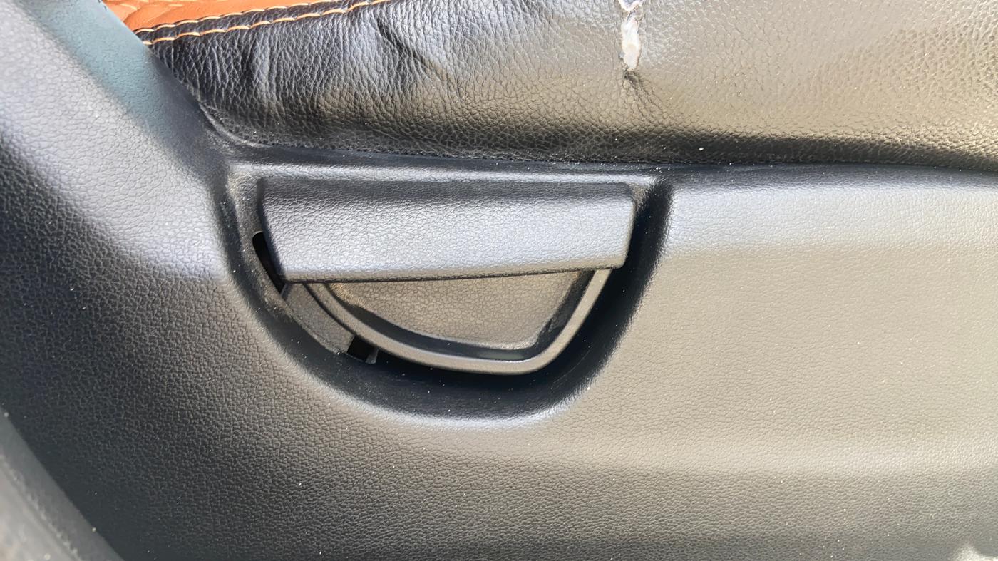 2019 Hyundai NEW SANTRO SPORTZ AMT, Petrol, Automatic, 99,798 km, Driver Side Adjustment Panel