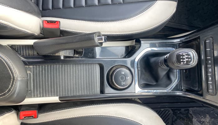 2021 Tata NEXON XZ PLUS PETROL SUNROOF, Petrol, Manual, 1,39,803 km, Gear Lever