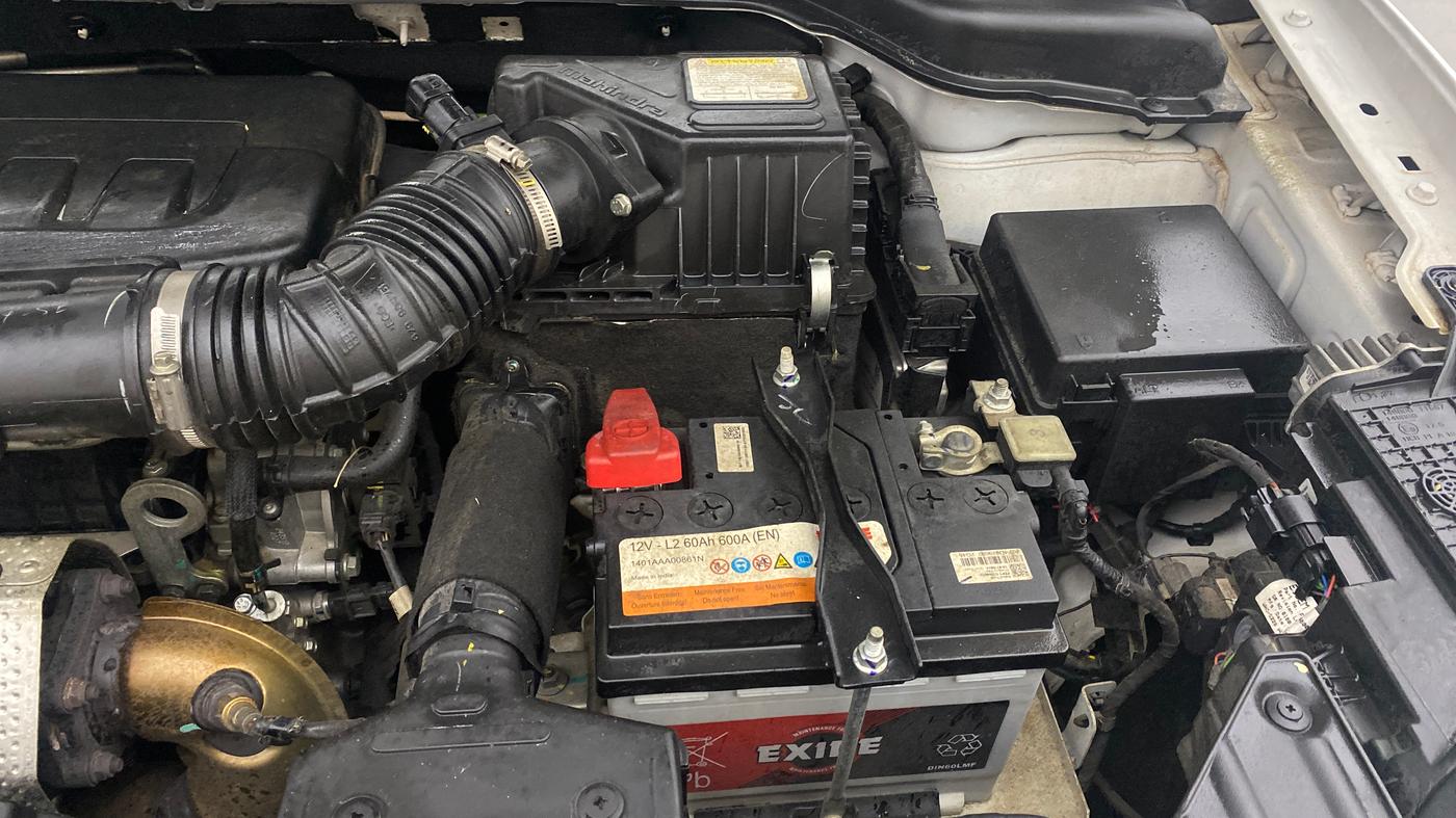 2024 Mahindra XUV 3XO AX5L 1.2 TGDi AT, Petrol, Automatic, 21,912 km, Engine View - Left