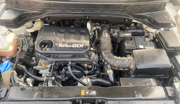 2022 KIA SONET HTX 1.0 IMT, Petrol, Manual, 23,334 km, Engine View