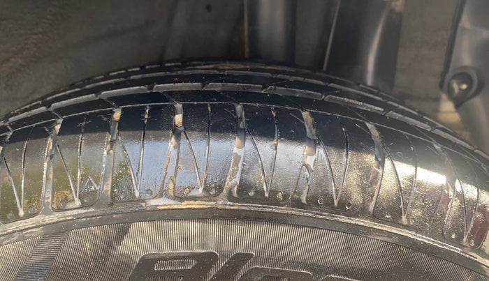 2022 KIA SONET HTX 1.0 IMT, Petrol, Manual, 23,334 km, Left Rear Tyre Tread