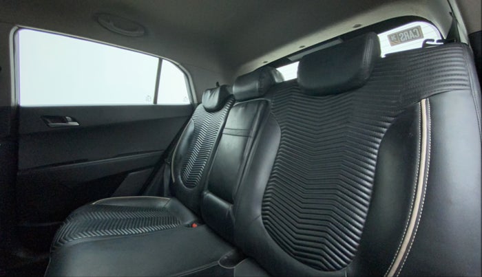 2016 Hyundai Creta SX PLUS AT 1.6 DIESEL, Diesel, Automatic, 77,837 km, Right Side Rear Door Cabin