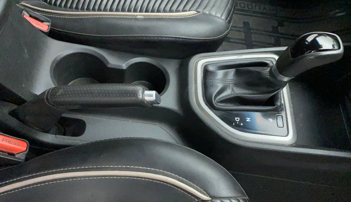 2016 Hyundai Creta SX PLUS AT 1.6 DIESEL, Diesel, Automatic, 77,837 km, Gear Lever