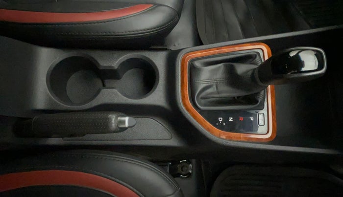 2016 Hyundai Creta SX PLUS AT 1.6 PETROL, Petrol, Automatic, 45,507 km, Gear Lever