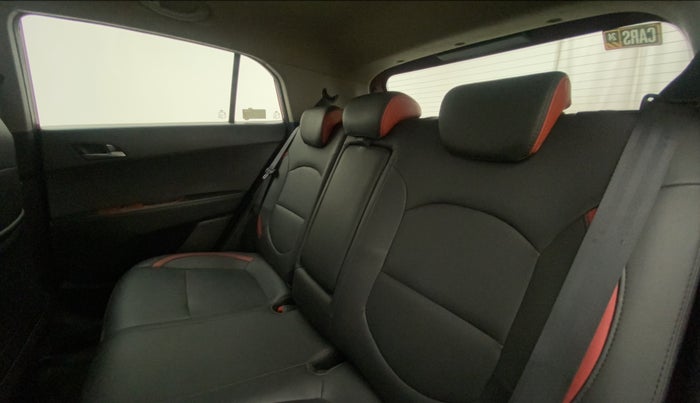 2016 Hyundai Creta SX PLUS AT 1.6 PETROL, Petrol, Automatic, 45,507 km, Right Side Rear Door Cabin