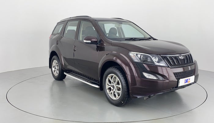 2016 Mahindra XUV500 W4, Diesel, Manual, 74,461 km, Right Front Diagonal