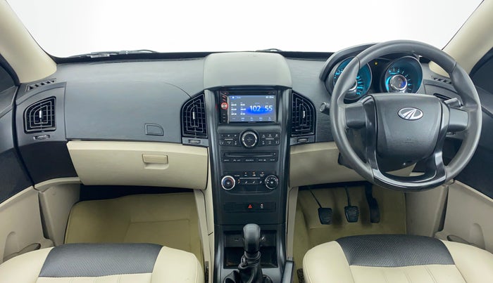 2016 Mahindra XUV500 W4, Diesel, Manual, 74,461 km, Dashboard