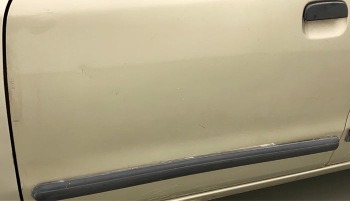 2010 Maruti Alto LXI, Petrol, Manual, 51,063 km, Front passenger door - Minor scratches