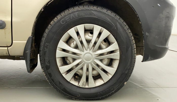 2010 Maruti Alto LXI, Petrol, Manual, 51,063 km, Right Front Wheel