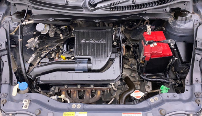 2017 Maruti Swift VXI D, Petrol, Manual, 50,772 km, Open Bonet
