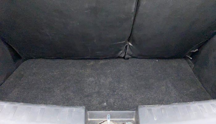 2017 Maruti Swift VXI D, Petrol, Manual, 50,772 km, Boot Inside