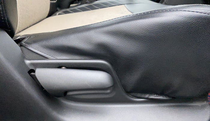2017 Maruti Swift VXI D, Petrol, Manual, 50,772 km, Driver Side Adjustment Panel