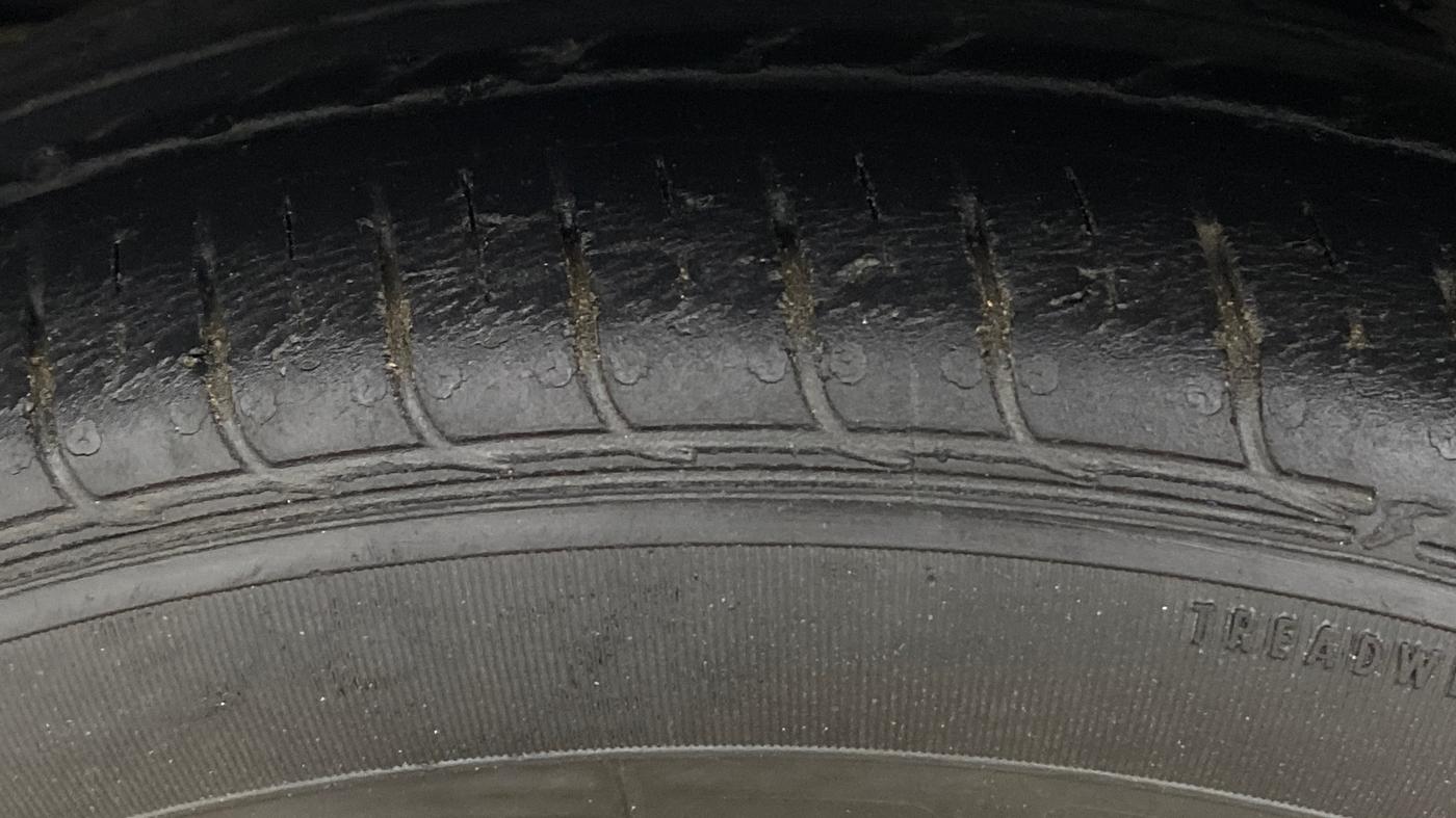 2022 Tata TIGOR XZ PLUS PETROL, Petrol, Manual, 43,484 km, Left Front Tyre Tread