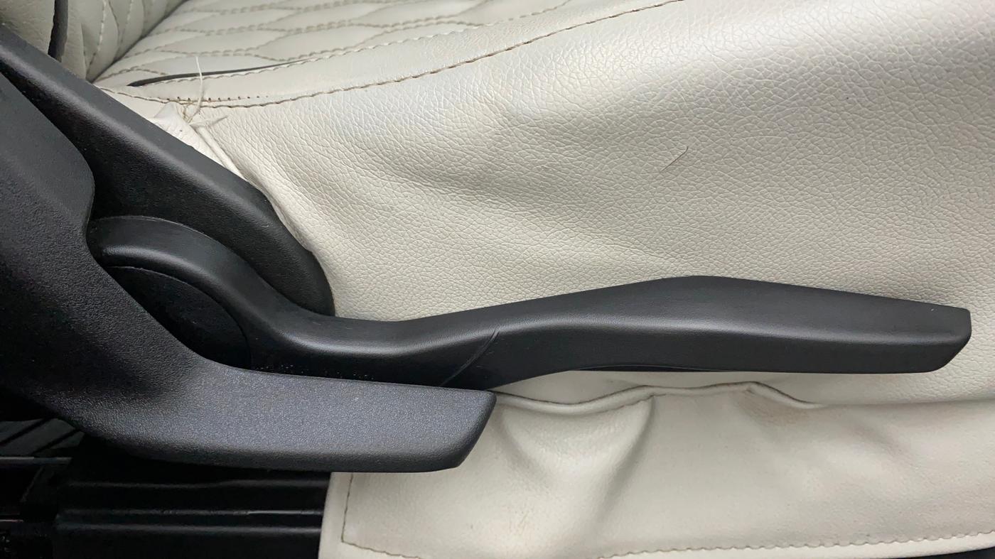 2022 Maruti IGNIS ALPHA 1.2 AMT, Petrol, Automatic, 42,509 km, Driver Side Adjustment Panel