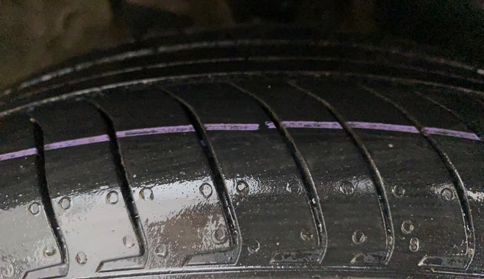 2022 Maruti IGNIS ALPHA 1.2 AMT, Petrol, Automatic, 42,509 km, Right Front Tyre Tread
