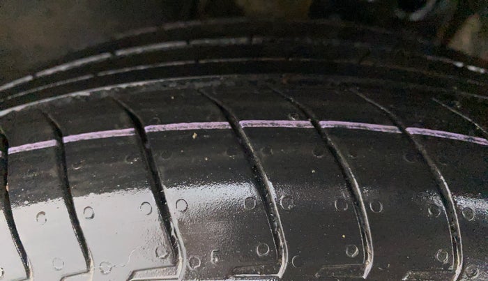 2022 Maruti IGNIS ALPHA 1.2 AMT, Petrol, Automatic, 42,509 km, Left Front Tyre Tread