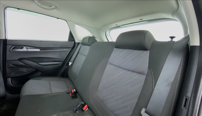 2020 KIA SELTOS HTK PLUS AT 1.5 DIESEL, Diesel, Automatic, 41,905 km, Right Side Rear Door Cabin