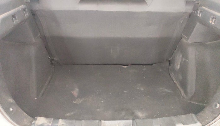 2018 Tata NEXON XM PETROL, Petrol, Manual, 66,283 km, Boot Inside